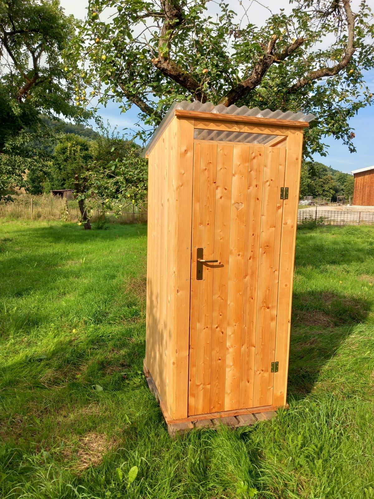 Komposttoilette Gartentoilette